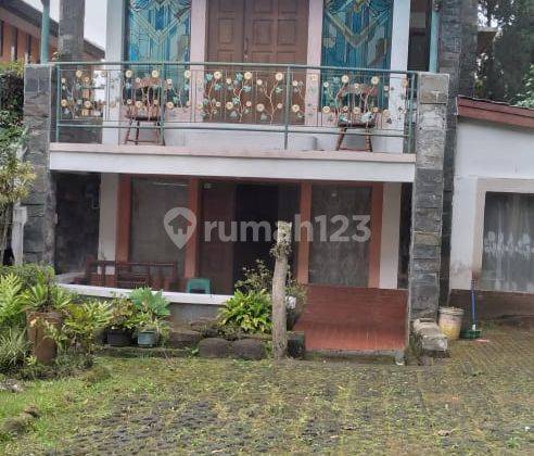 Dijual Villa Istana Bunga 5 Kamar Tidur Lembang Bandung 1