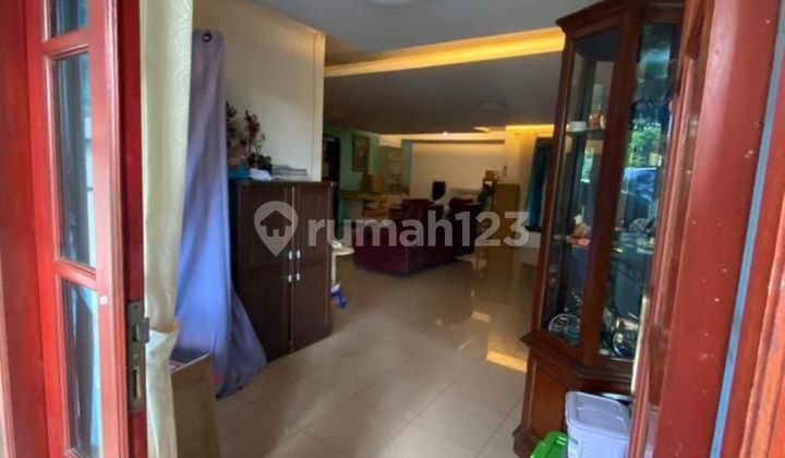 Rumah dengan Taman dan Kebun Luas Beji Depok 2