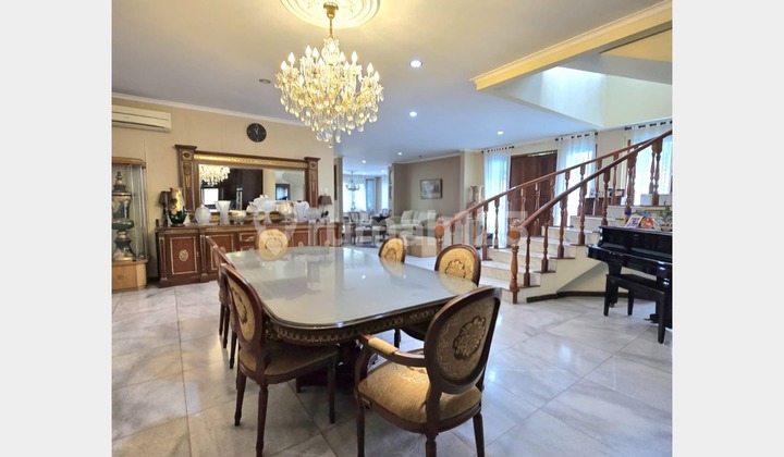 Dijual Rumah Klasik Terawat dan Siap Huni Pondok Indah Dijual Cepat 1