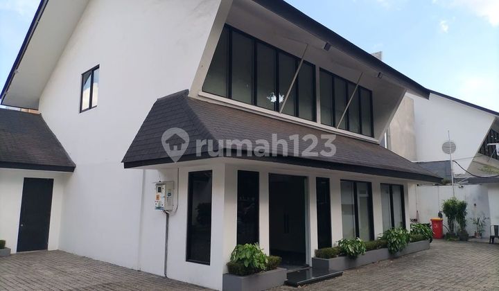Disewakan Rumah untuk Kantor Lokasi Pakubuwono Sangat Strategis Dekat Senayan