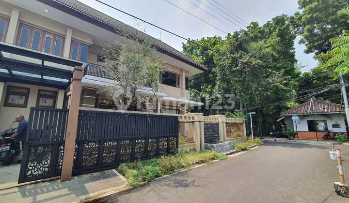Dijual Rumah Dekat Mall Pondok Indah Lokasi Nyaman Dekat Taman