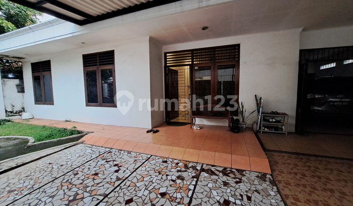 Cirendeu Ready-to-Live House 3KM from Lebak Bulus Stop 2