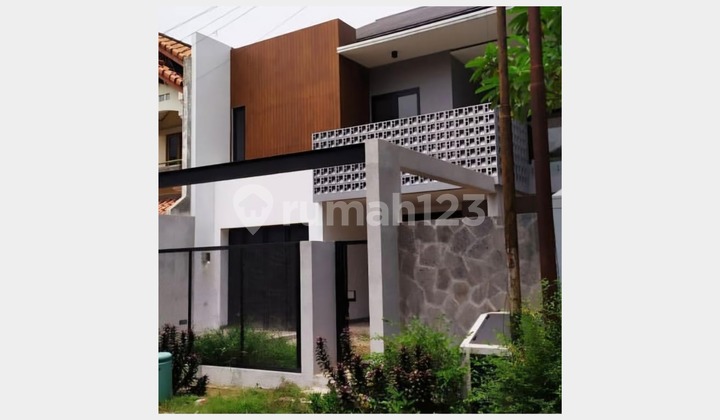 Rumah Nyaman dan Asri Siap Huni Dalam Komplek Lebak Bulus Jaksel Dijual