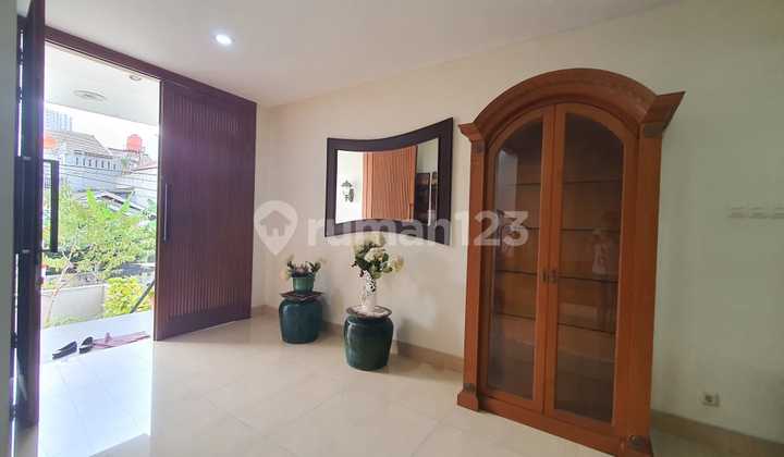 Dijual Rumah Modern Pondok Indah Jaksel Walking Distance ke PIM