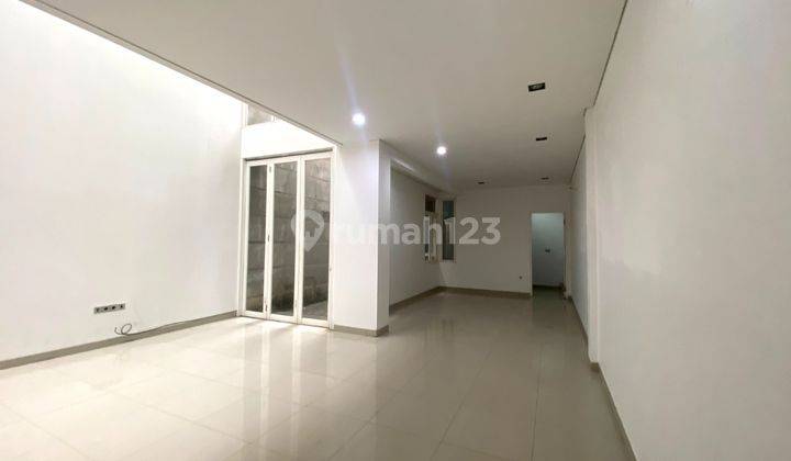 Rumah Modern Minimalis Siap Huni Pondok Indah