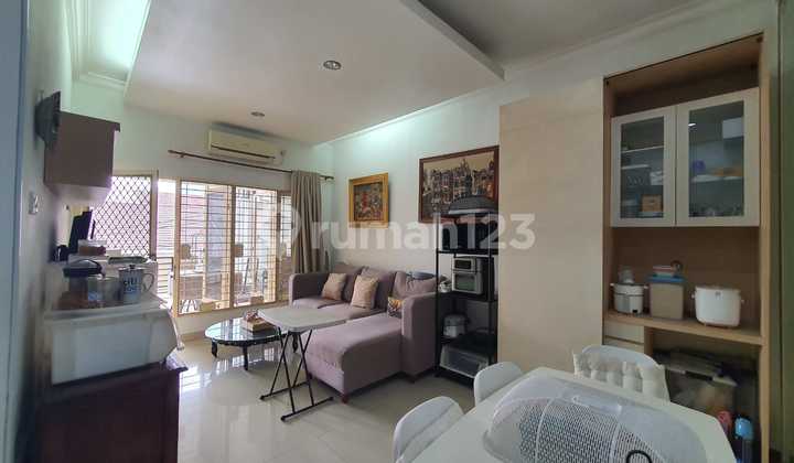 Dijual Rumah Siap Huni Pondok Indah Jarang Ada Lokasi Dekat Mall Dijual Rumah Siap Huni Pondok Indah Jarang Ada Lokasi Dekat Mall