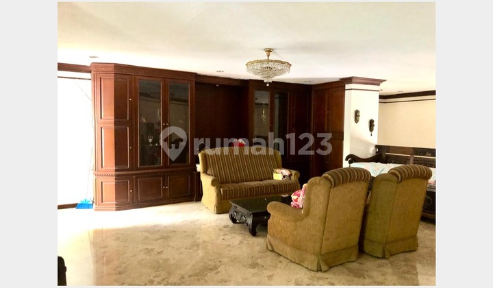 For Sale Beautiful Well-Maintained House in Barito, Kebayoran Baru (SD) 2