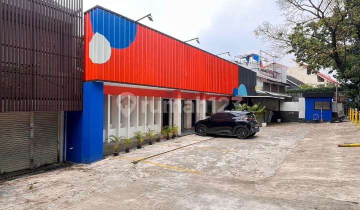 2-Story Commercial Building, Spacious Land, Ideal for Business in Kebayoran Baru 2-Story Commercial Building, Spacious Land, Ideal for Business in Kebayoran Baru
