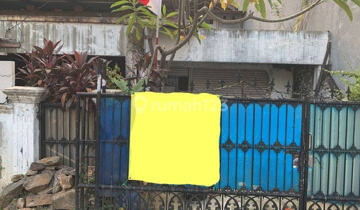 Dijual Rumah Tua Hitung Tanah di Cempaka Putih 1