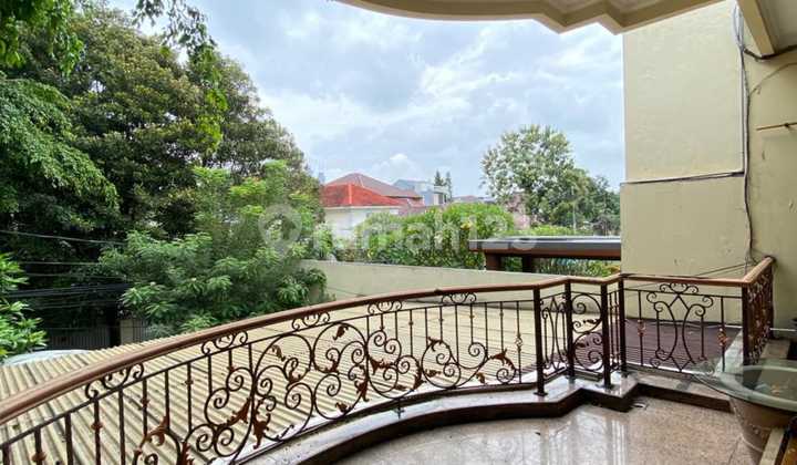 Beautiful House For Sale In Menteng 2