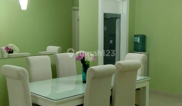 ruang makan dijual bu apartemen di hampton