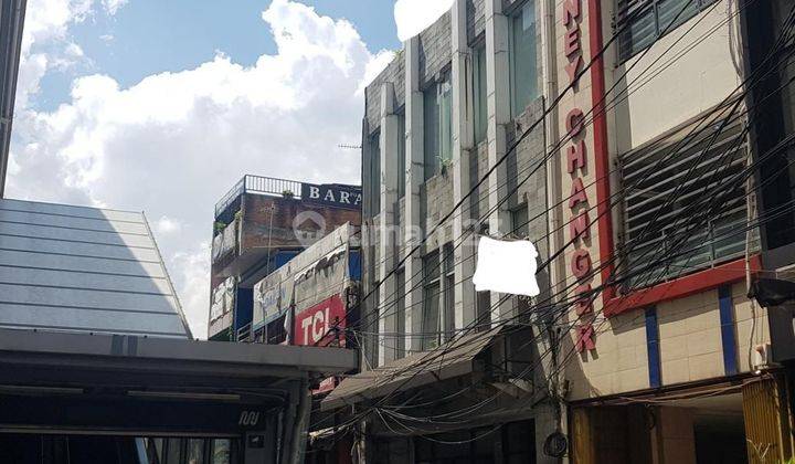 Disewa Ruko  Lantai  1 di Kebayoran Baru depan MRT 1