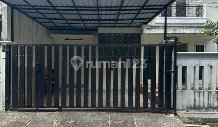 Disewakan Rumah Hook Jalan Lebar Di Pondok Indah Disewakan Rumah Hook Jalan Lebar Di Pondok Indah