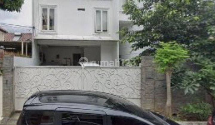 Disewakan Rumah Murah Bagus Di Kebayoran Baru  1