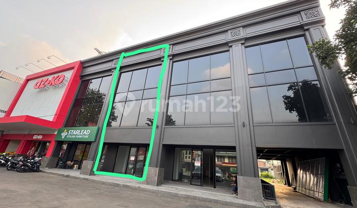 For Rent New Strategic Shop House in Bangka