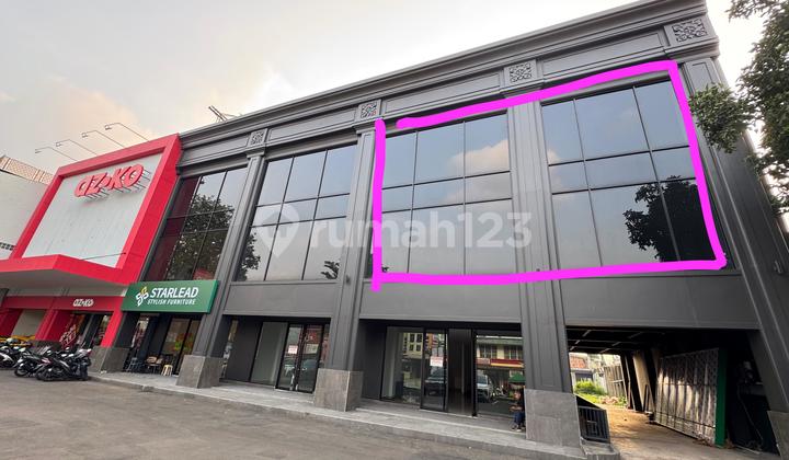 For Rent New Strategic Shop House in Bangka