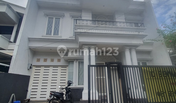For Rent Classic Modern House in Pondok Indah 2