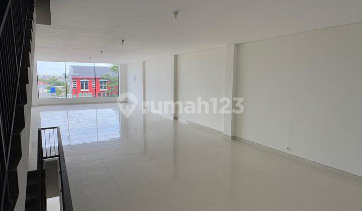 For Rent New Strategic Shop House in Bangka 2