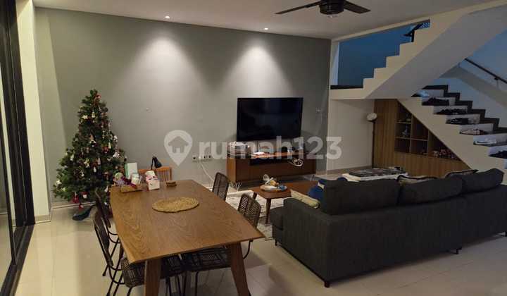 Dijual Rumah Minimalis di Lebak Bulus Dalam Komplek