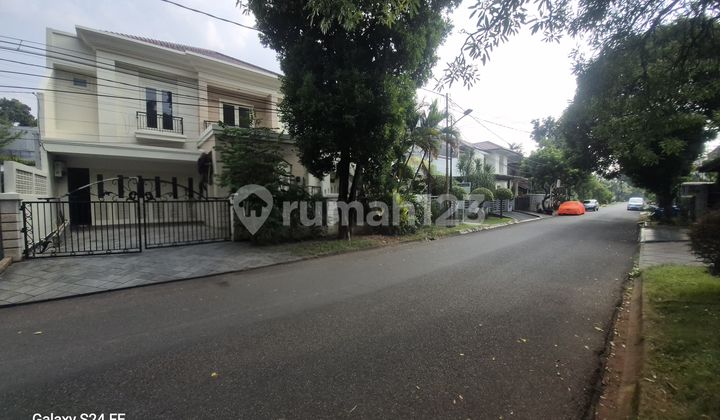 Disewakan Rumah Mewah Strategis Di Pondok Indah