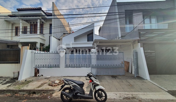 Disewakan Rumah Bagus Murah Di Pondok Indah Jalan Lebar Disewakan Rumah Bagus Murah Di Pondok Indah Jalan Lebar