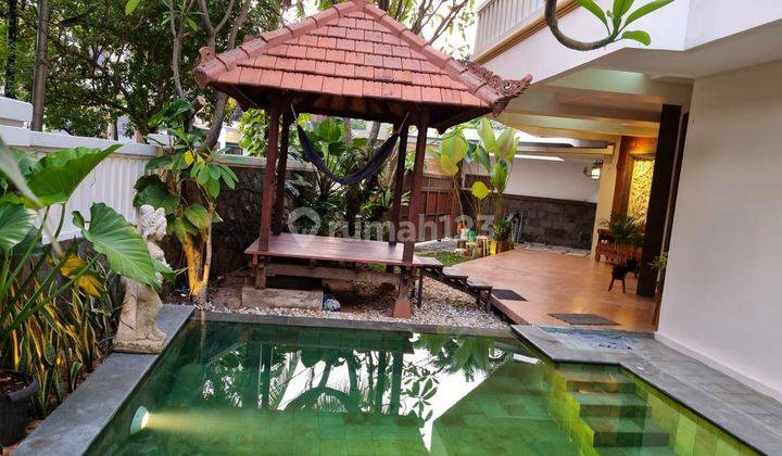 Disewakan Rumah Bagus Hook Bali Style Di Pondok Indah 2