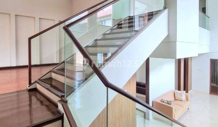 RUMAH MODERN 2 LANTAI SIAP HUNI DI WIJAYA KEBAYORAN BARU 11