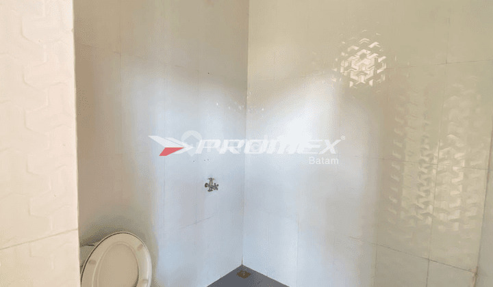 Rumah 2 Lantai Bagus Unfurnished di Batam Centre, Batam 10