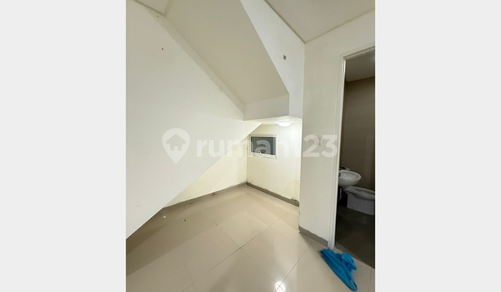 For Sale Nice Unfurnished HGB House Batam Centre, Batam 2