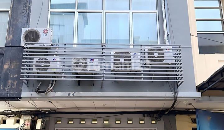 Ruko Mall Taman Palem 4lt 4,5x15 67m2 di Cengkareng 