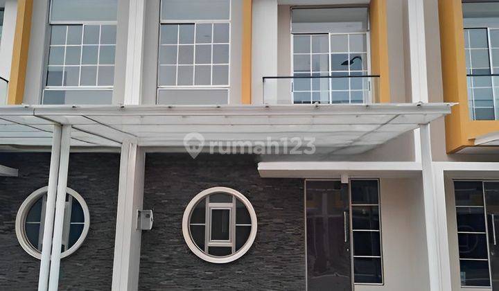 Rumah 2lt 6x12,5 3+1kt di Cluster Tahap 1 Pik2 Pantai Indah Kapuk 1