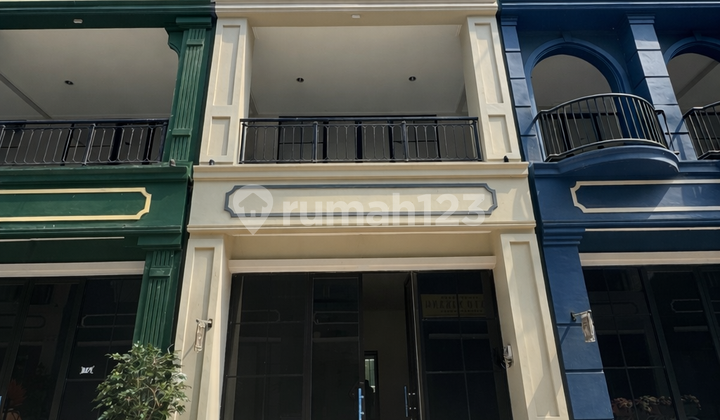 Jual Rugi Bu Ruko Gandeng Osaka Pik 2 5X10 50M2 3Lt Strategis Siap Pakai