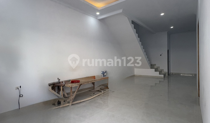 Rumah Brand New Muara Karang 240M2 4+1Kt SHM bisa KPR Type Plong 2