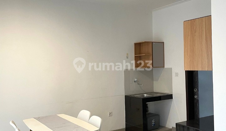 Rumah Cluster Springville Pik2 6X10 2+1Kt Semi Furnished bisa KPR