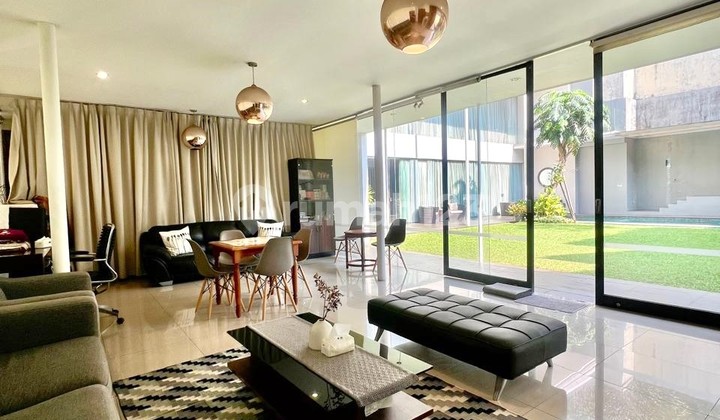 Rumah Premium Kebayoran 2Kt 201M2 Siap Huni Lokasi Strategis