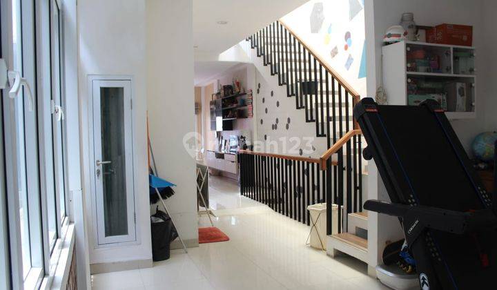 RUMAH FULL FURNISHED, LOKASI STRATEGIS DI KRANJI BEKASI 4