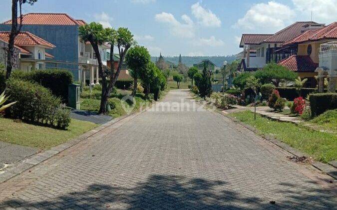 Rumah Jual 2 Lantai Villa Puncak Resort  2