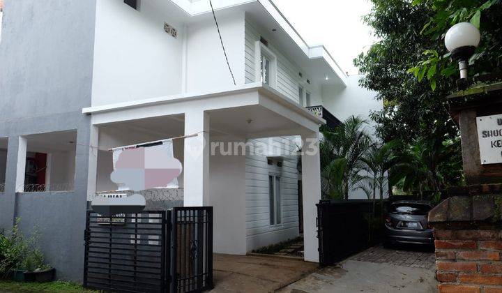 Rumah Jual 2 Lantai Semi Furnish Cibubur Depok  2