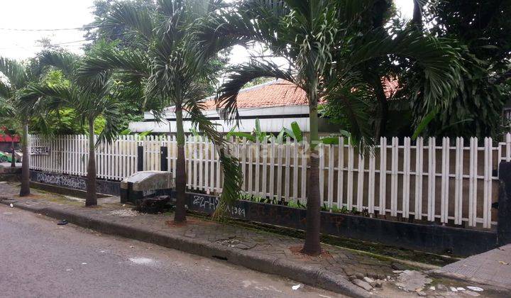 Rumah Tua Hoek Jual 1 Lantai Rawamangun  1