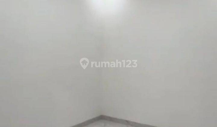 Rumah Sewa 3 Lantai Duren Sawit Jakarta Timur 2