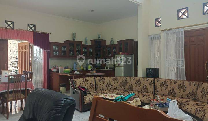 Rumah Nyaman 2 Lantai di Jl. Papa Hijau Malang 2