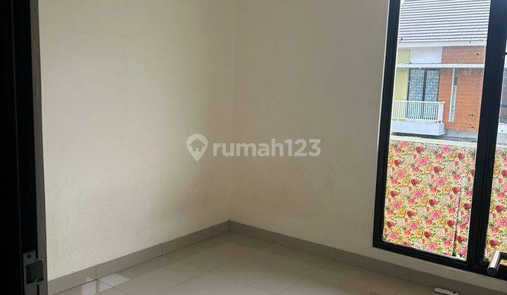 Rumah Jual 2 Lantai di Cluster Lavesh Bekasi 1