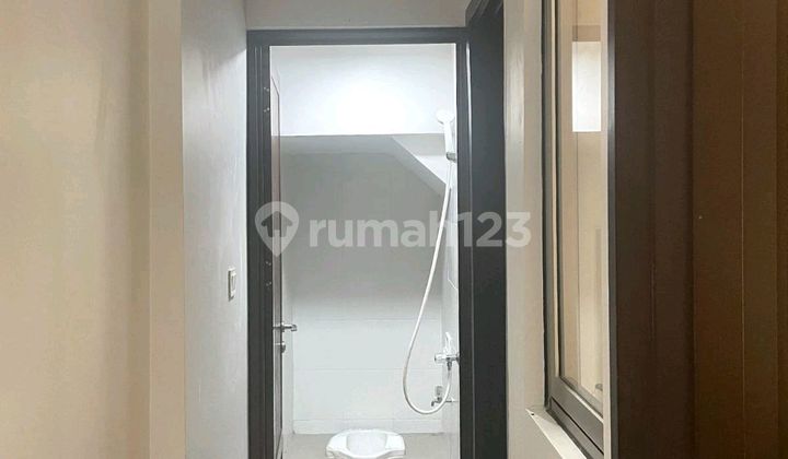 Jual Cepat Murah Rumah Pik 2 6 X 10 Semi Furnished Rapi Siap. Huni