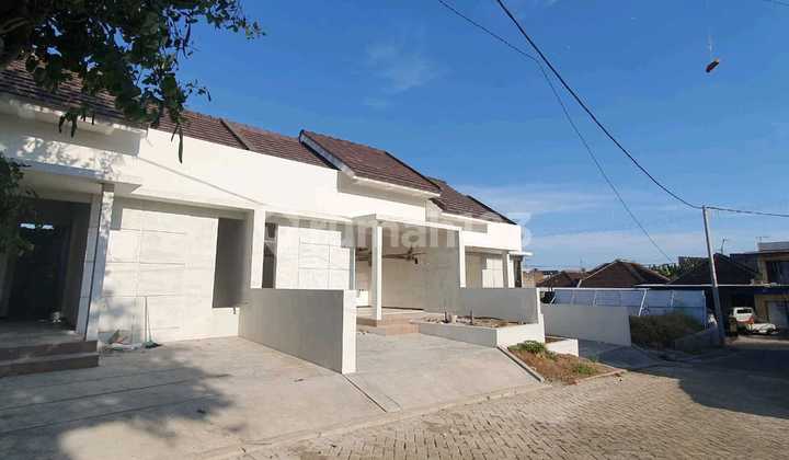 Hunian Modern Di Tidar Atas 2