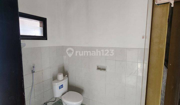 Rumah 2 lantai murah