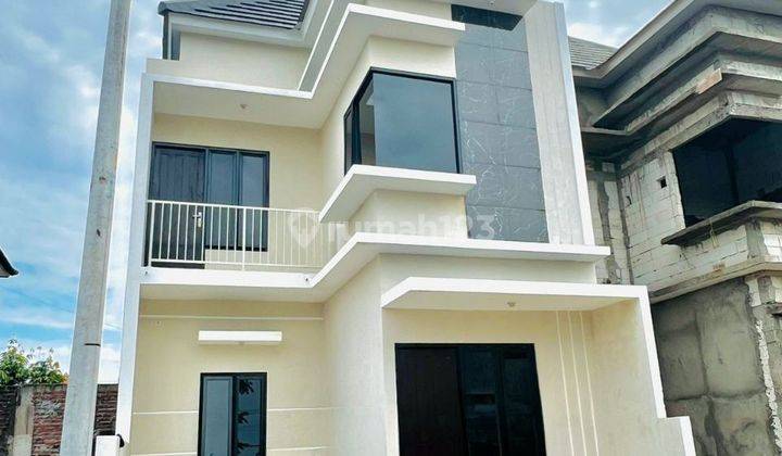 One Gate System‼️Rumah 2 lantai Raya Medokan Sawah dekat MERR 1