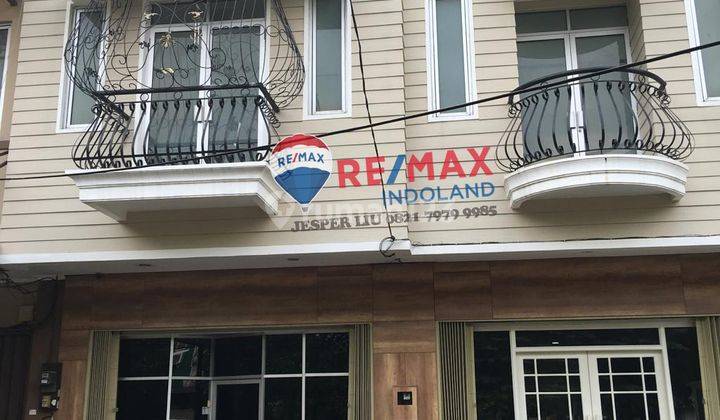 Rukan Full Furnish Siap Pakai Taman Meruya, Lokasi Premium ,dekat Jalan Tol , Jakarta Barat