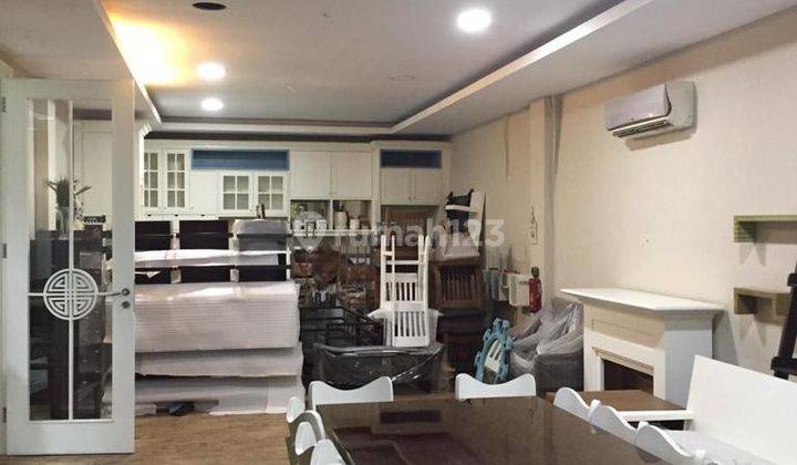 Rukan Full Furnish Siap Pakai Taman Meruya, Lokasi Premium ,dekat Jalan Tol , Jakarta Barat