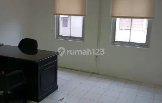 Ruko Gandeng Roxy Semi Furnished di Jl Hasyim Ashari Roxy, Jakarta Pusat 2