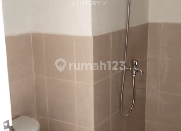 1 Unit Apartment in Podomoro Golf View, Gunung Putri, Bogor 2